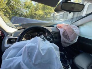 2020 Jeep Compass Latitude - Interior Full Dashboard Image